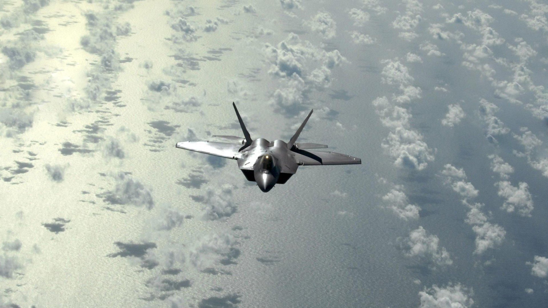 “多项足球基础设施项目赢得社会关注”,足球建设