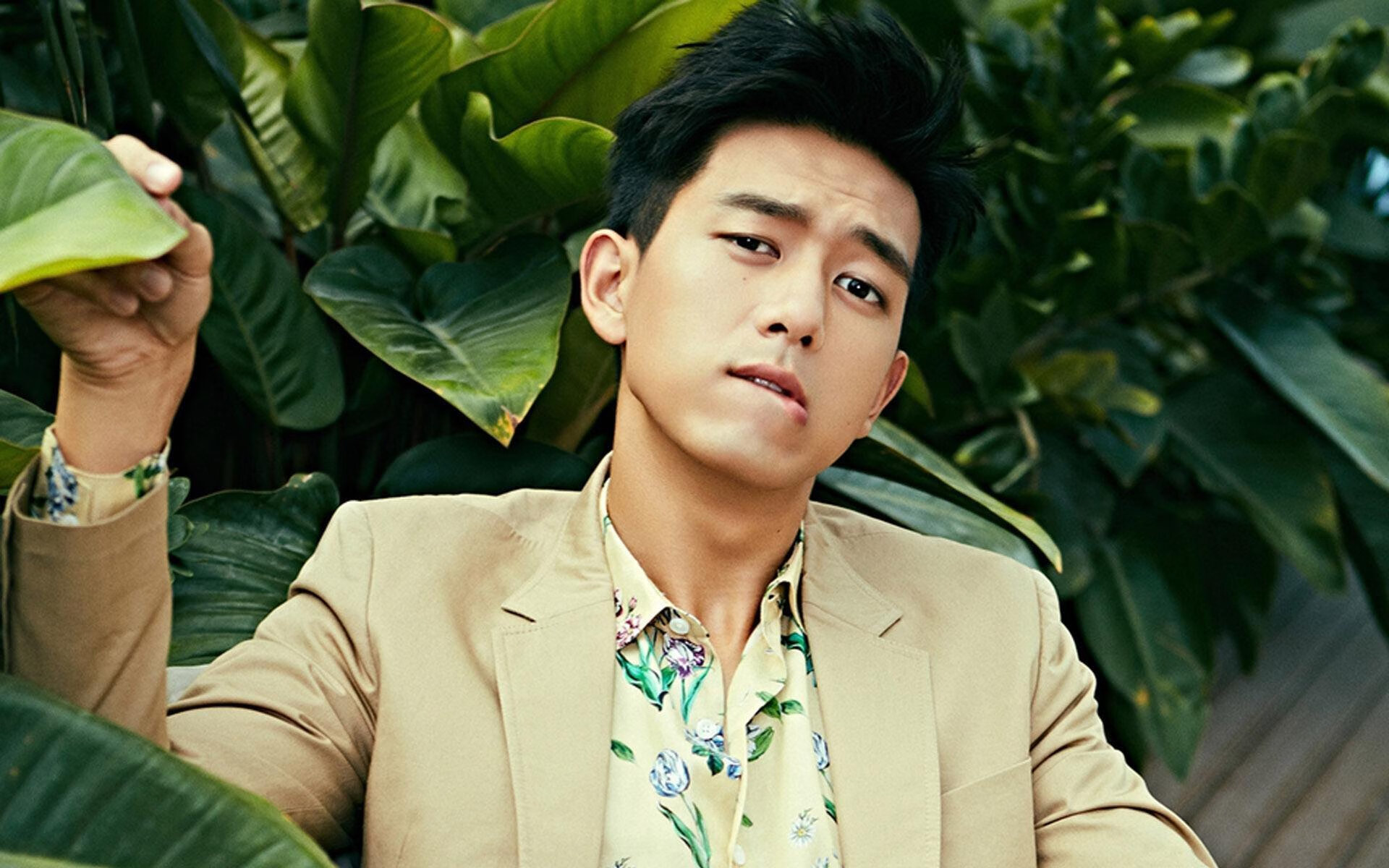 “英超战火升级,各队誓夺联赛王座”,英超hull