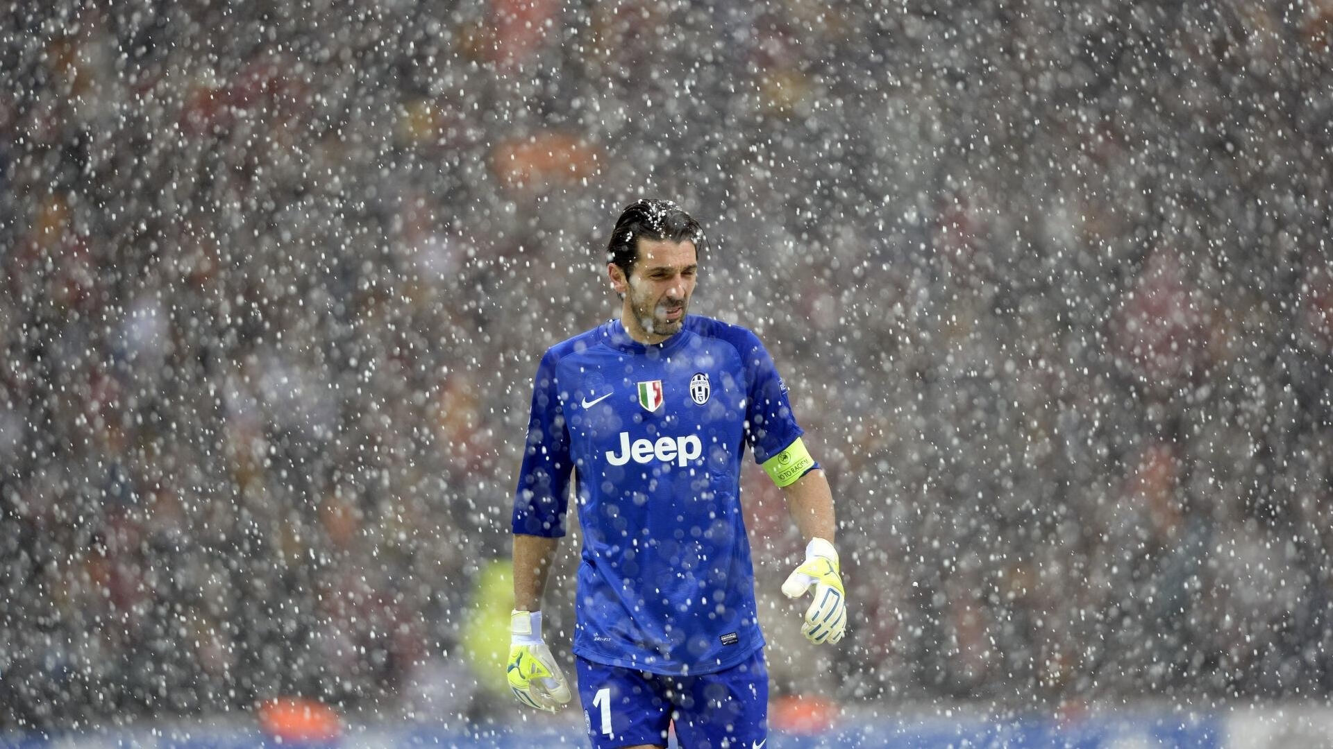 四国冰球对抗赛在波士顿和蒙特利尔成功举办，冰球比赛美国