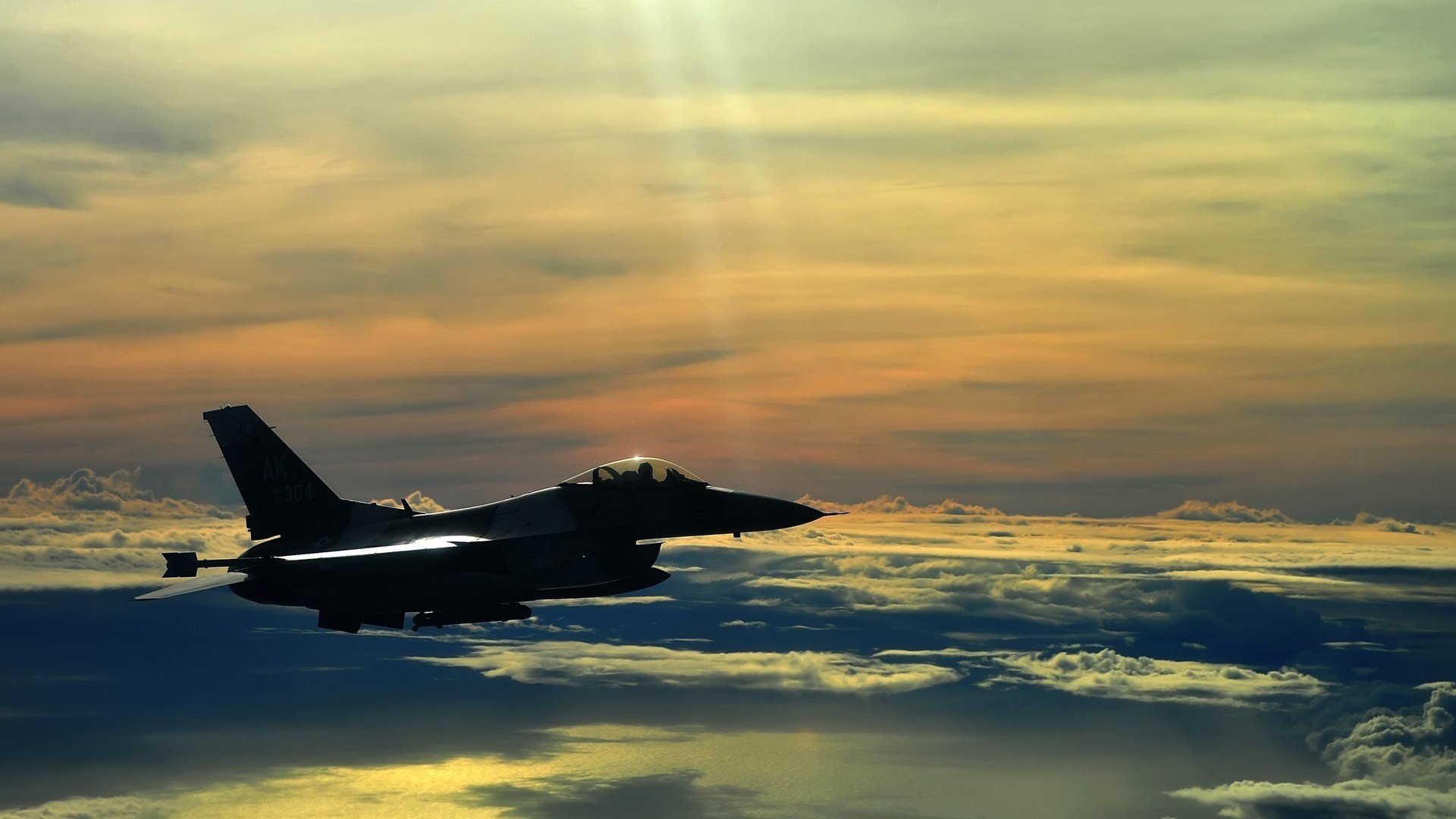 《CS_GO现场激战,冠军悬念逐渐揭晓》,csgo现场比赛