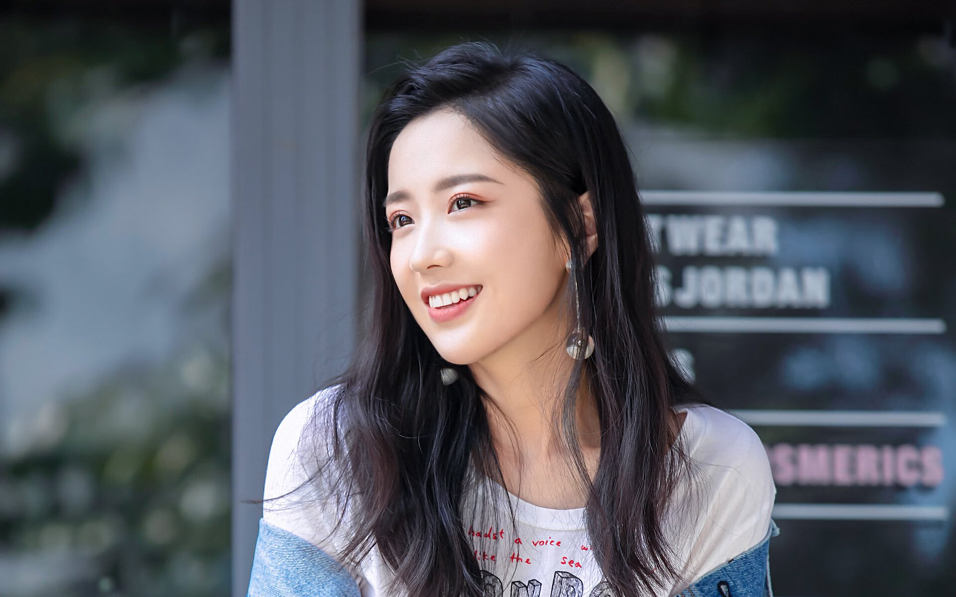 《星际争霸2》赛事观众技术水平：核心玩家的专业分析与深度理解