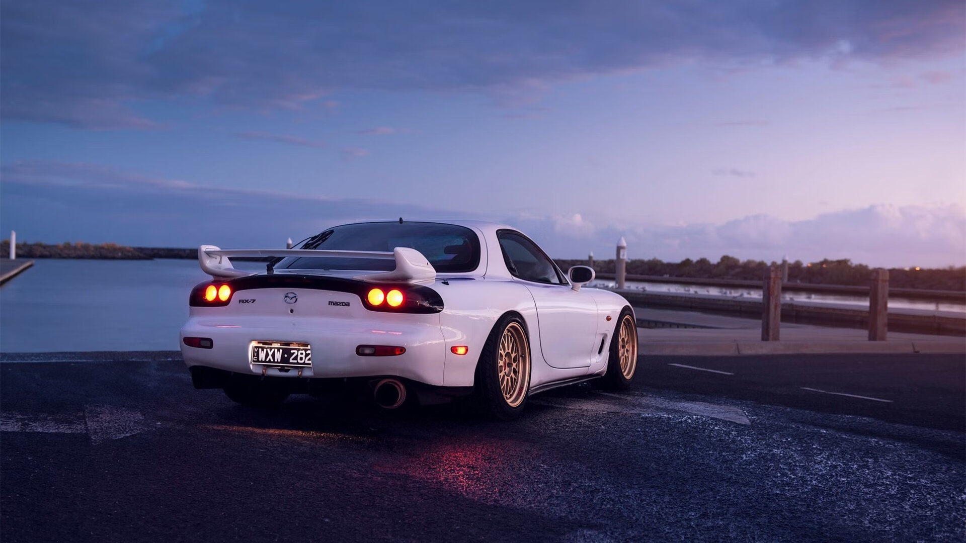 《电竞明星登陆综艺：赛场之外的精彩表现》，电竞明星队