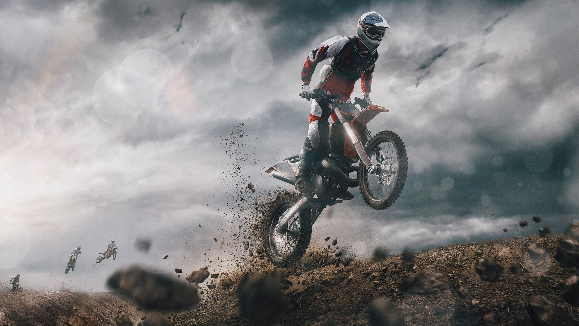 《赛场外的故事:幕后工作人员的平凡与执着》,赛场内外的英文