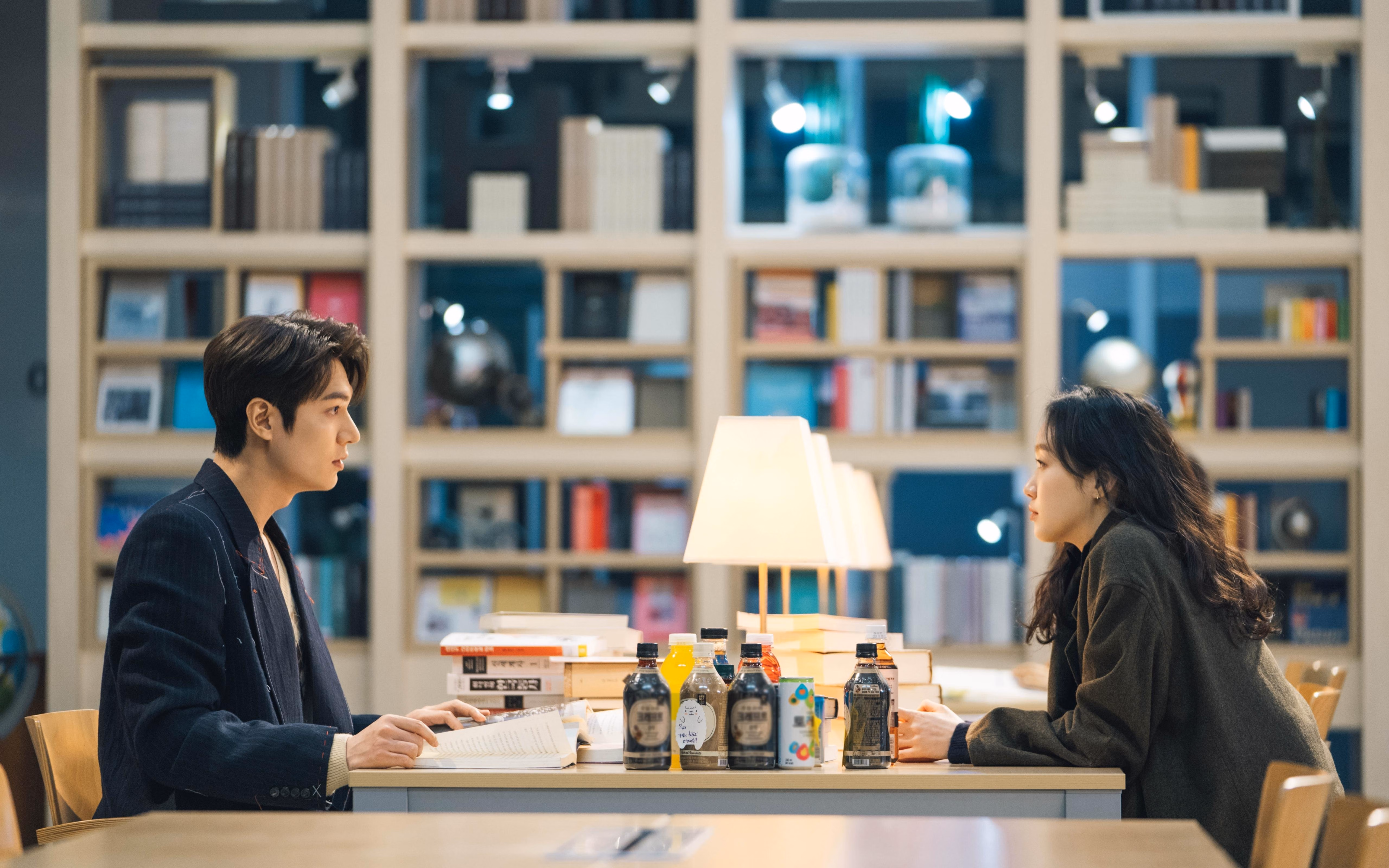 伊朗队在巴黎奥运会比赛中展现出高效的传球配合，伊朗 转播奥运会